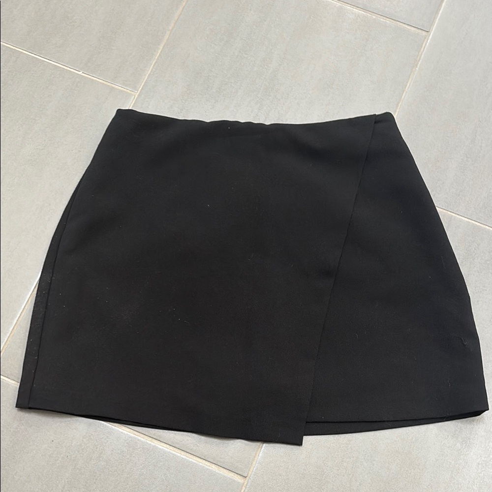 Abercrombie Black Mini Skirt